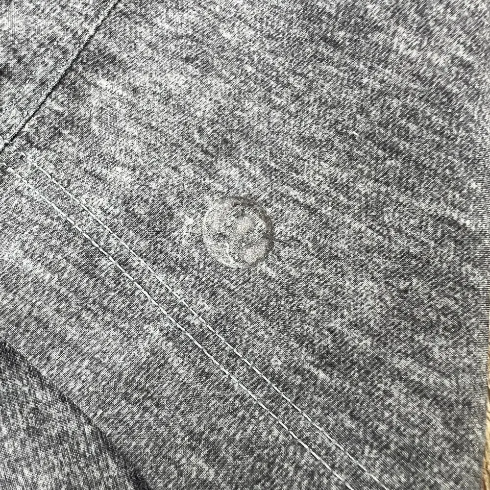 Lululemon T.H.E. Short 8